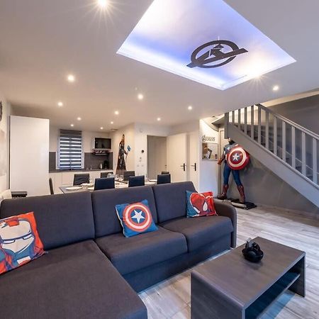 Disney Avengers Home ماني لو أونغر المظهر الخارجي الصورة