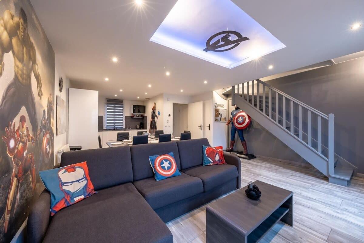 Disney Avengers Home ماني لو أونغر المظهر الخارجي الصورة