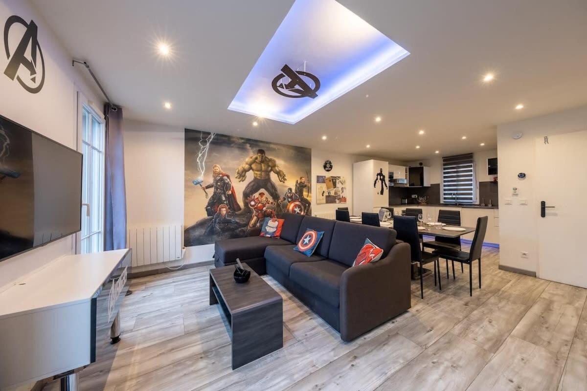 Disney Avengers Home ماني لو أونغر المظهر الخارجي الصورة
